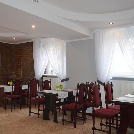 קאוצ'ן Hotel Ksiezycowy Dworek מראה חיצוני תמונה