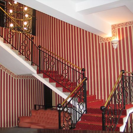 קאוצ'ן Hotel Ksiezycowy Dworek מראה חיצוני תמונה