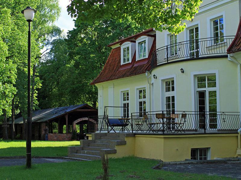 קאוצ'ן Hotel Ksiezycowy Dworek מראה חיצוני תמונה