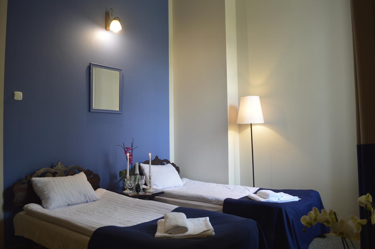 קאוצ'ן Hotel Ksiezycowy Dworek חדר תמונה