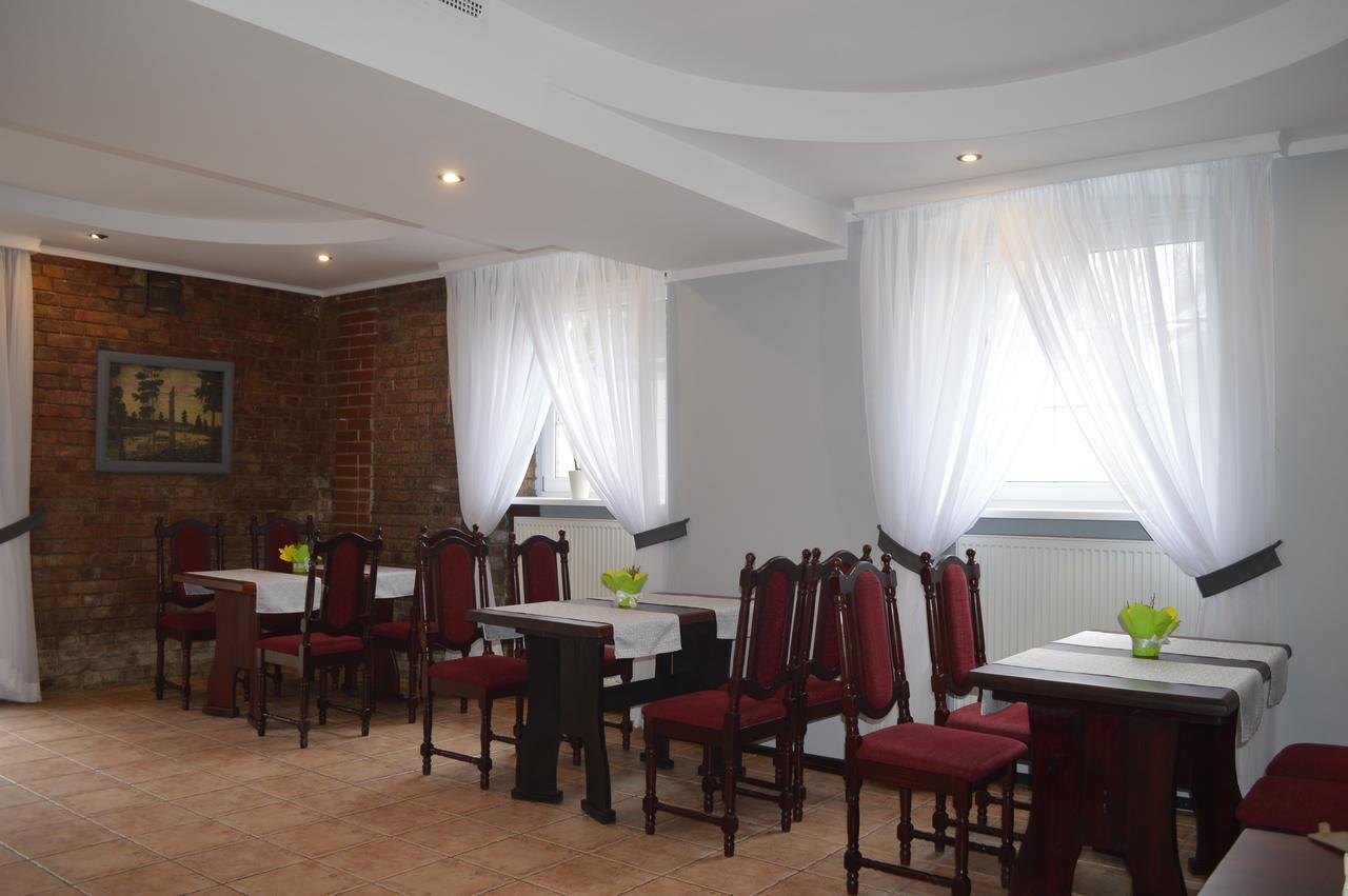 קאוצ'ן Hotel Ksiezycowy Dworek מראה חיצוני תמונה
