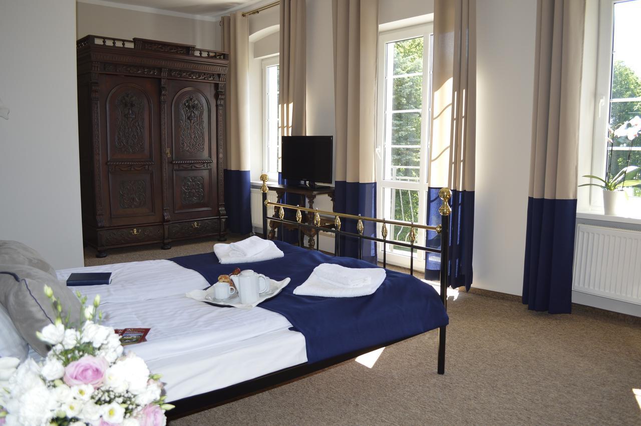 קאוצ'ן Hotel Ksiezycowy Dworek מראה חיצוני תמונה